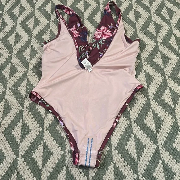 Shade & Shore Pink Floral Swimsuit - Picture 5 of 5